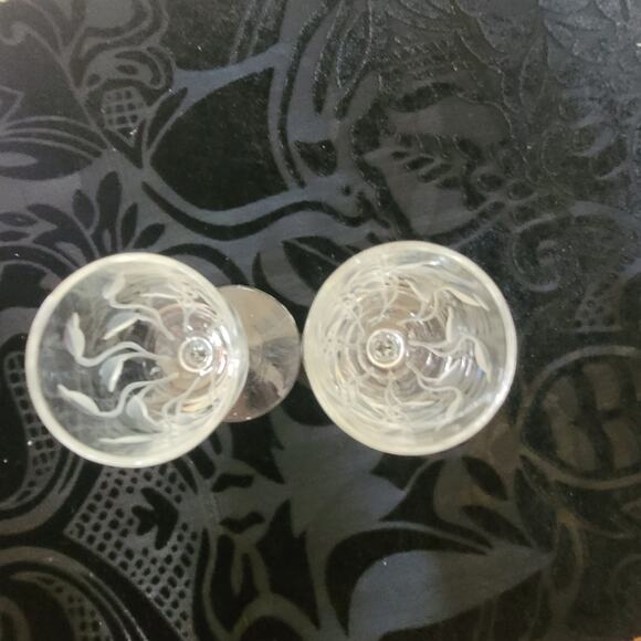 Three Libbey Crystal Leaf Cordial Sherry Glasses Etched Clear Stemware 4 1/8" - Picture 5 of 6